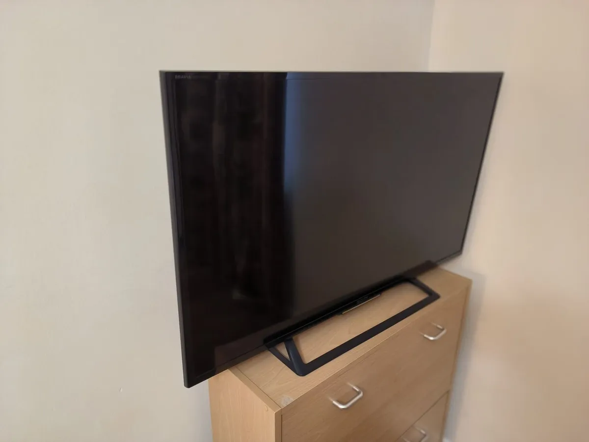 Television Sony Bravia R45 C -  40 - Image 3