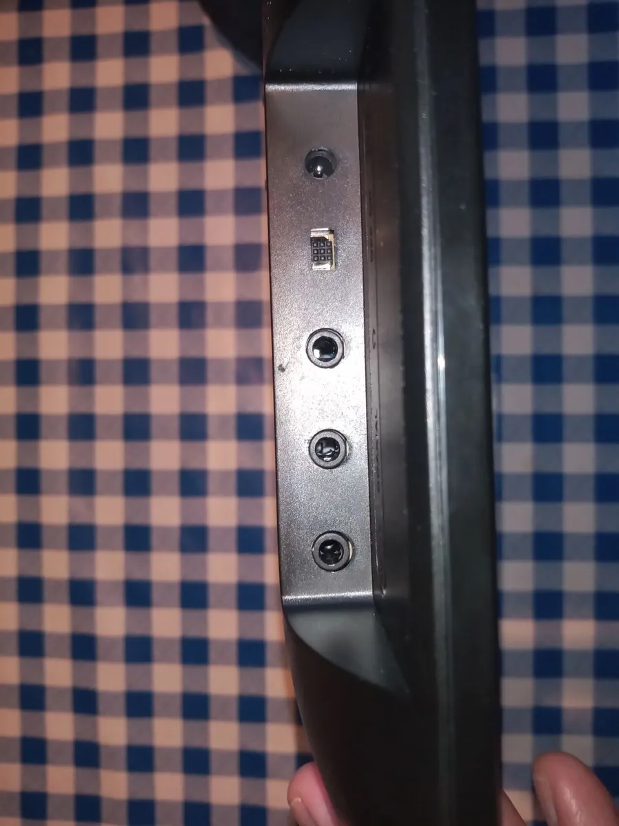 10 inch digital TV - Image 3