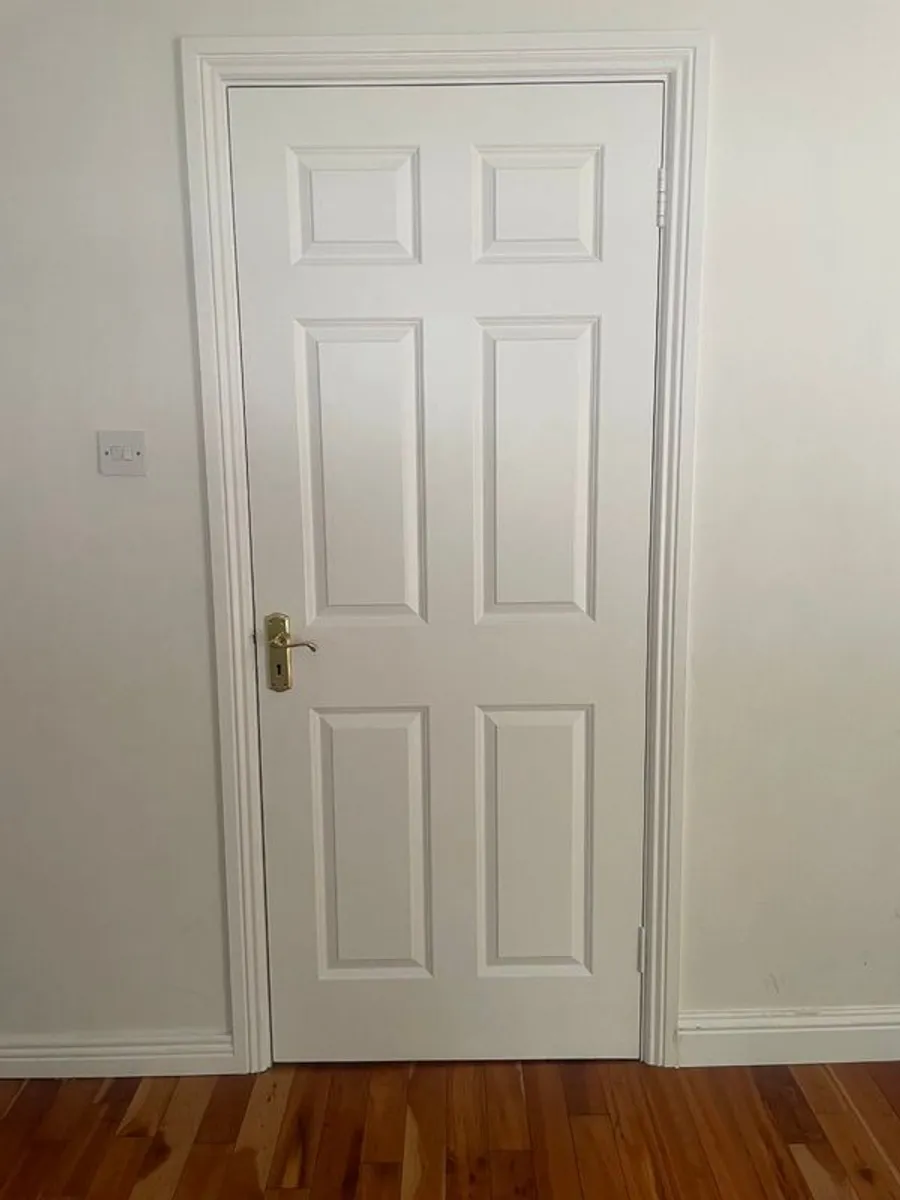 Free house fixtures-full job lot available - Image 3