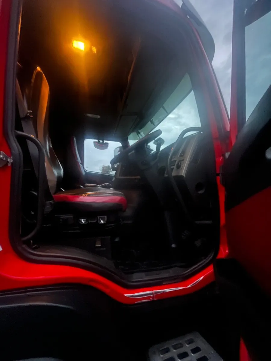 Volvo FM 460 4x2 - Image 2