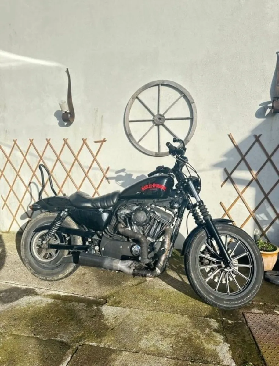 Harley Davidson - Image 1