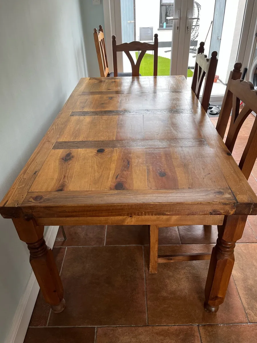 Kitchen Table & 4 Chairs - Image 1