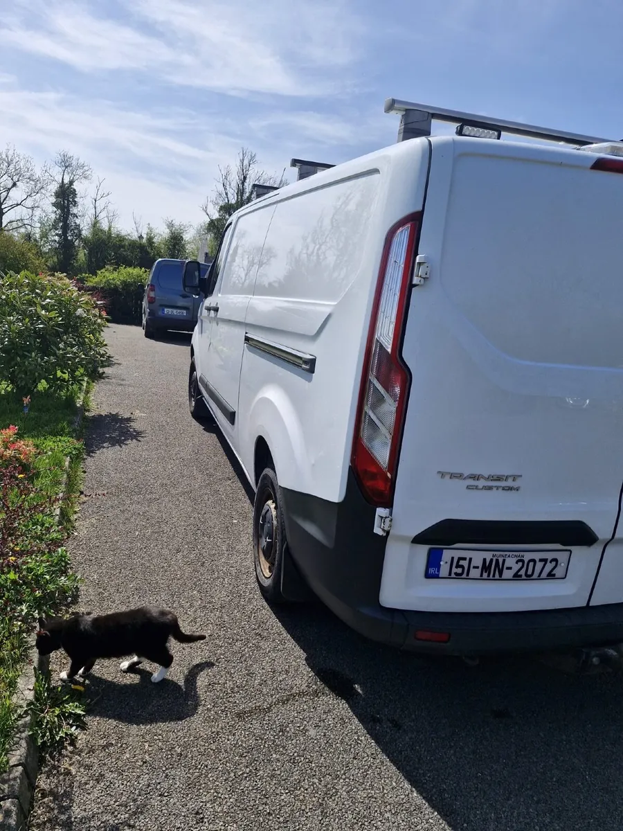 Ford Transit Custom Van - Image 4
