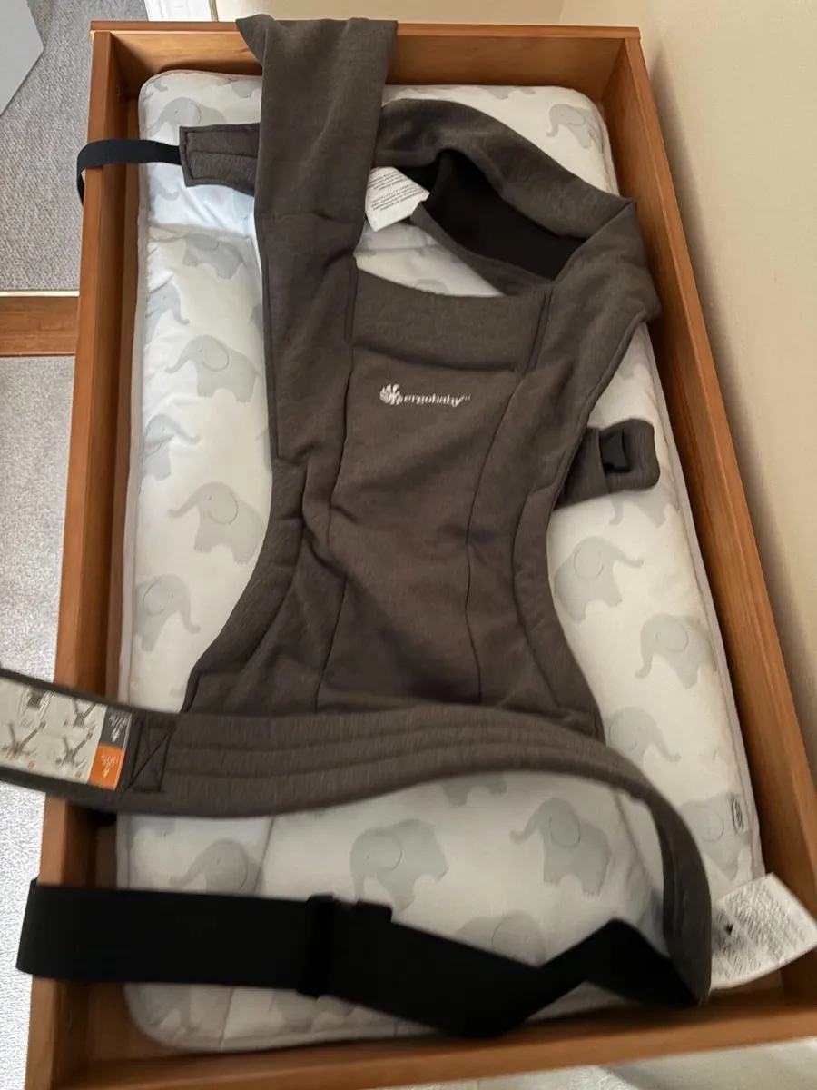 Ergobaby Embrace Baby Carrier - Image 1
