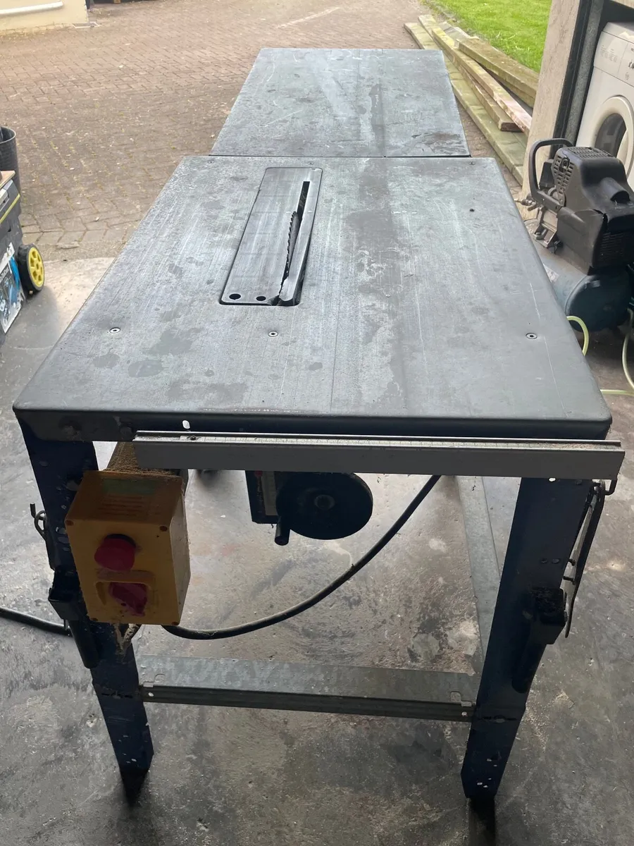 Bench saw - Image 1