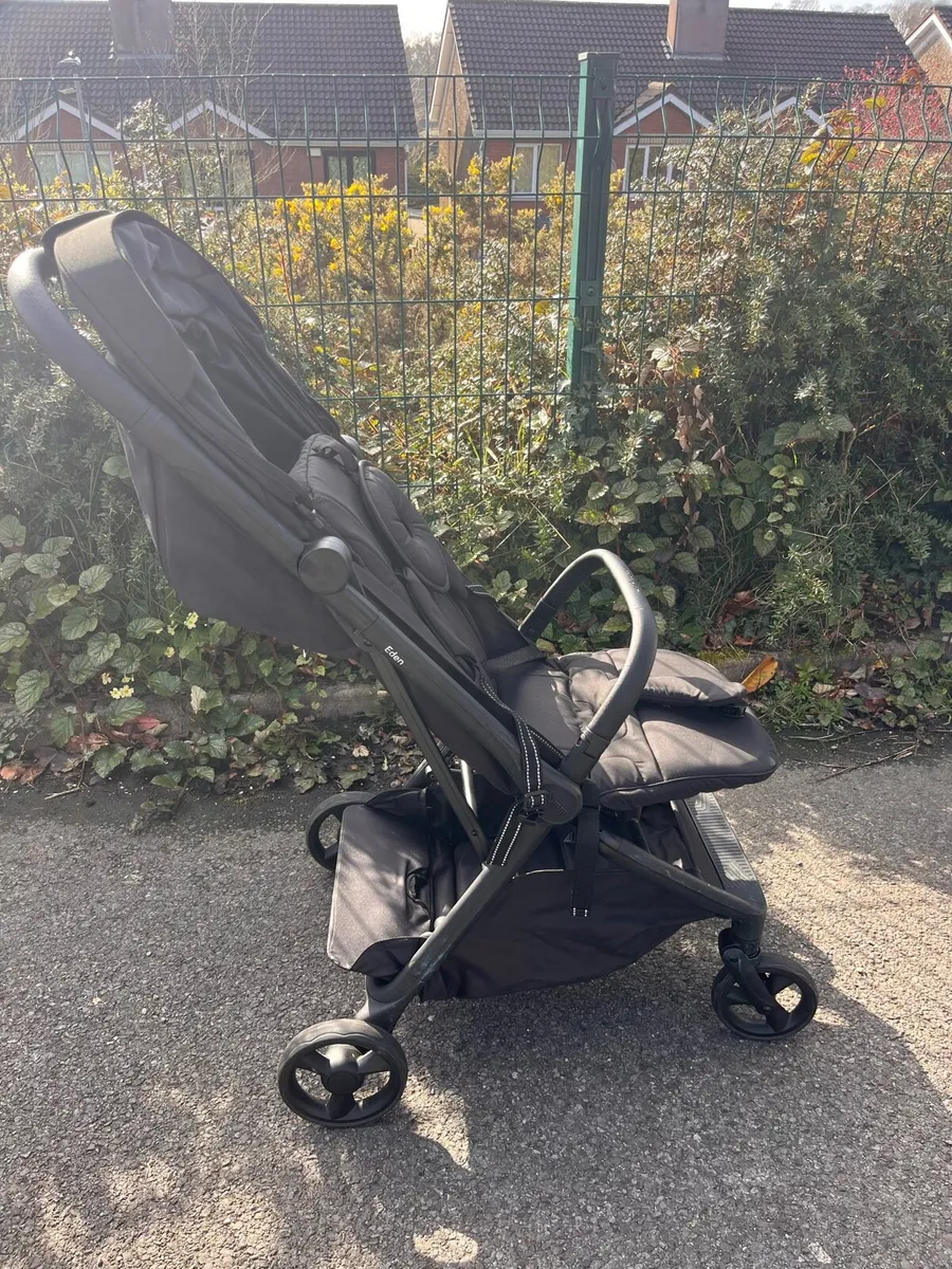 Stroller - Image 2