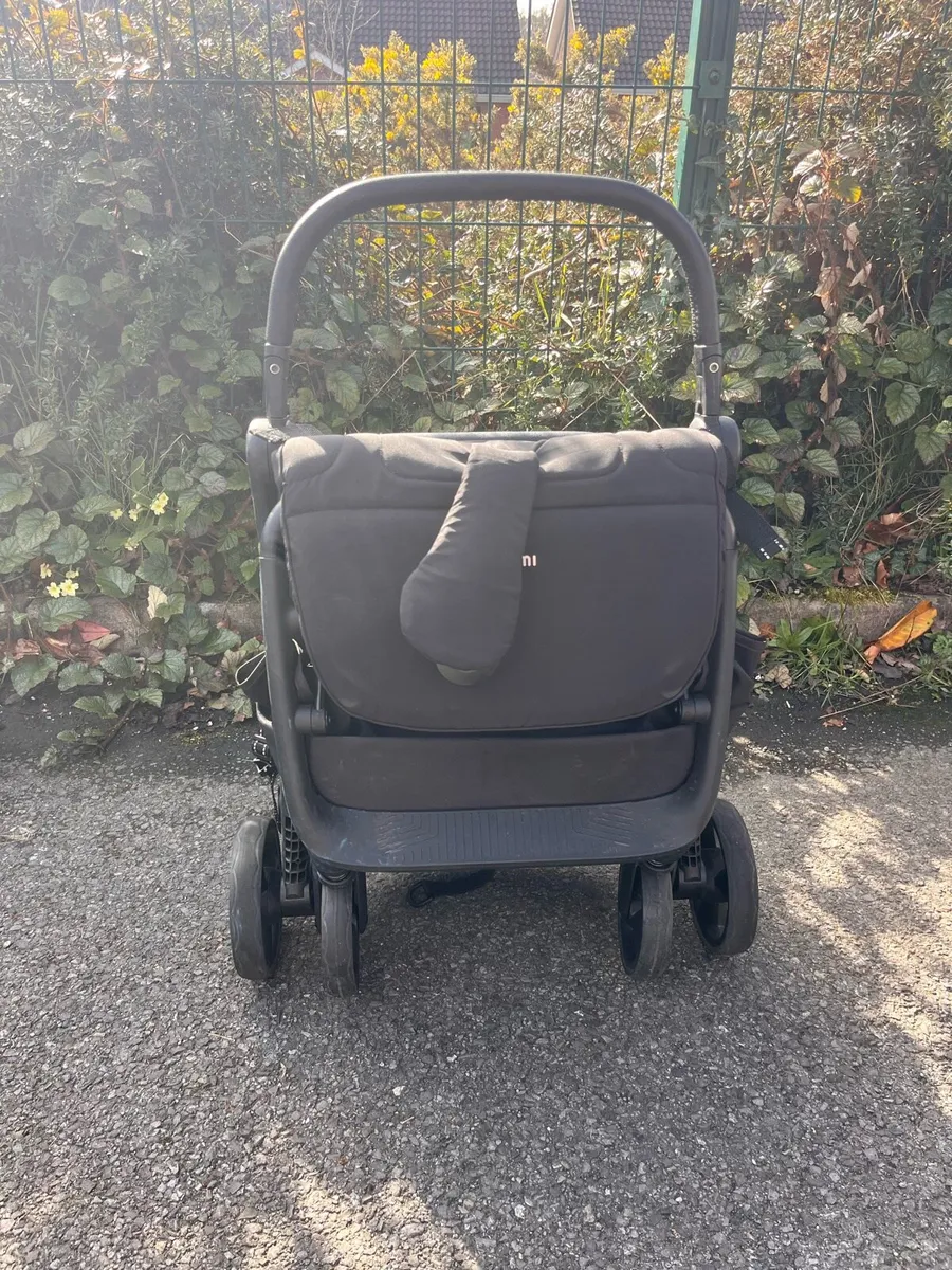Stroller - Image 4