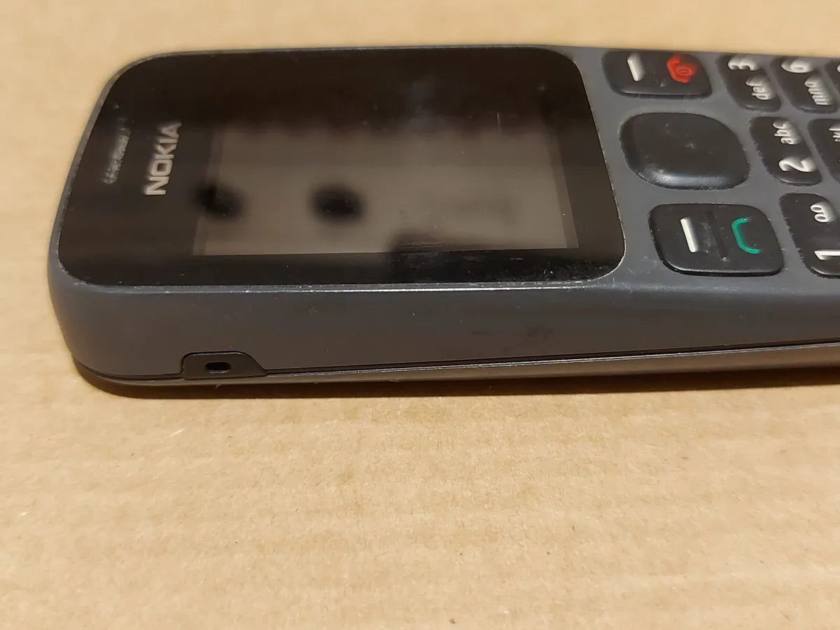 Nokia 100 Mobile Phone, mint condition - Image 2
