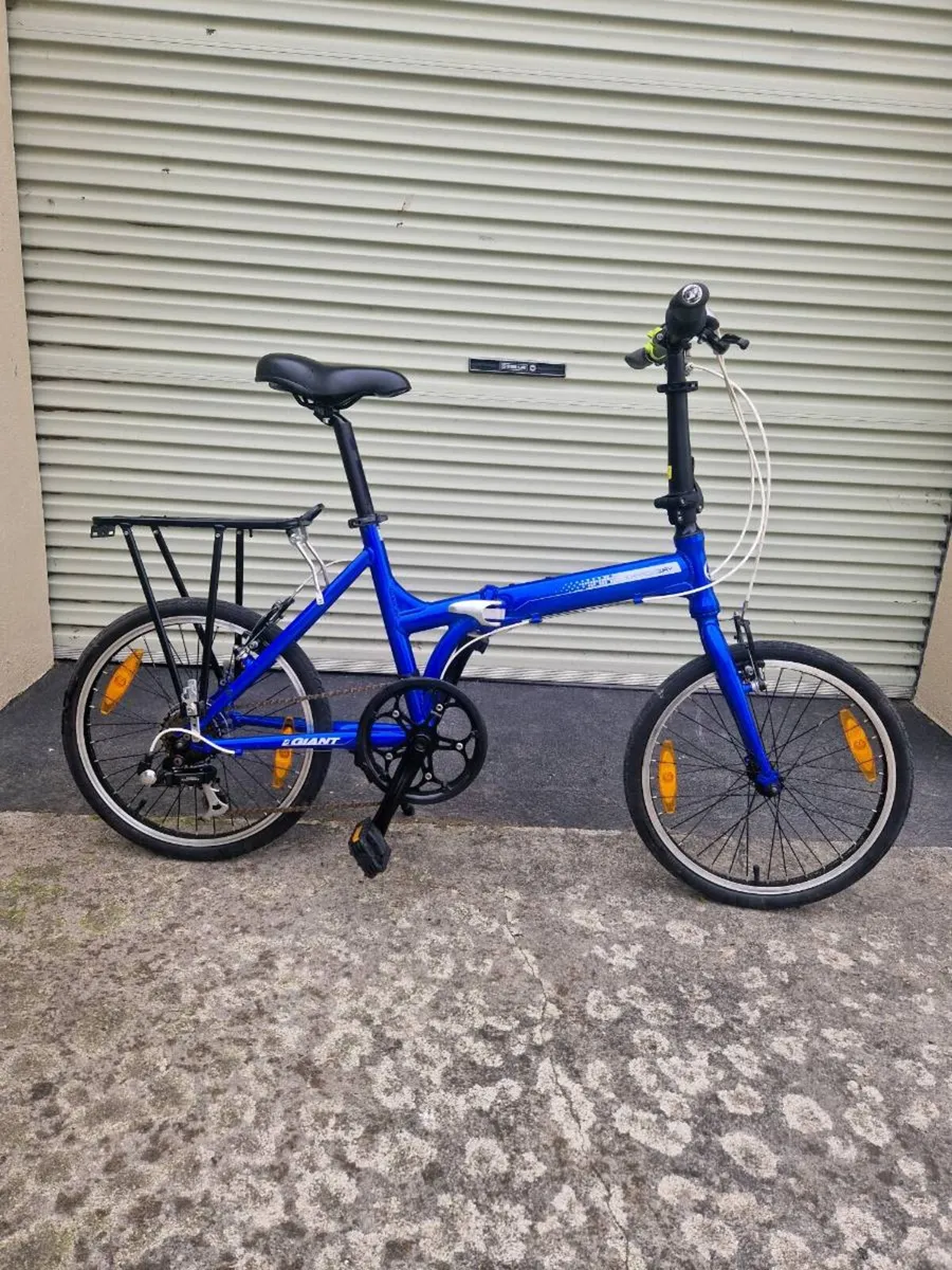 Giant expressway fold up bike - Image 1