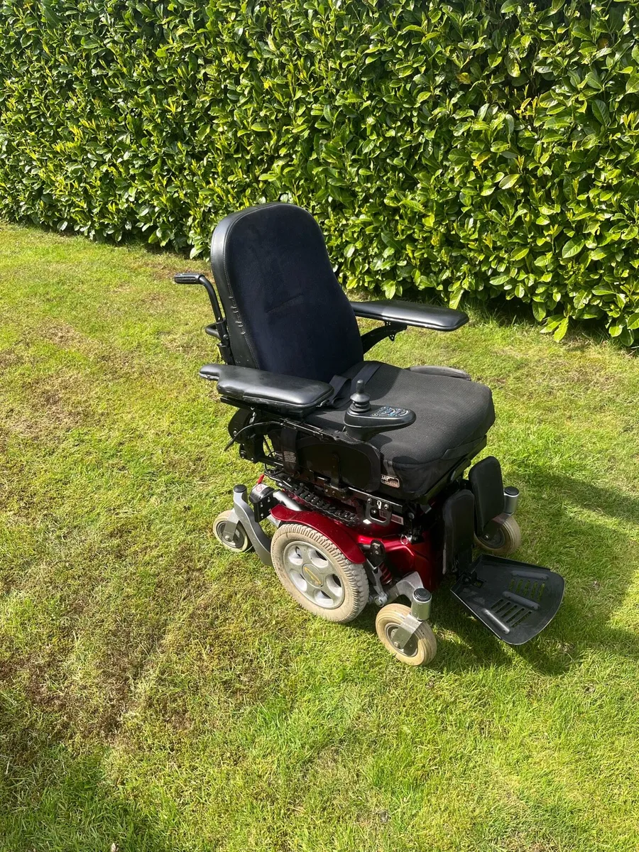 Electric wheelchair - Image 2