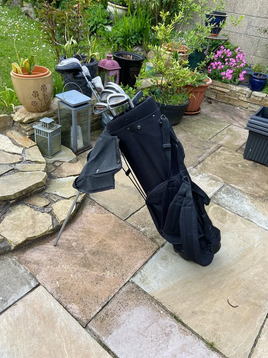 Golf. Clubs. &. Bag. Mixed. Set - Image 1