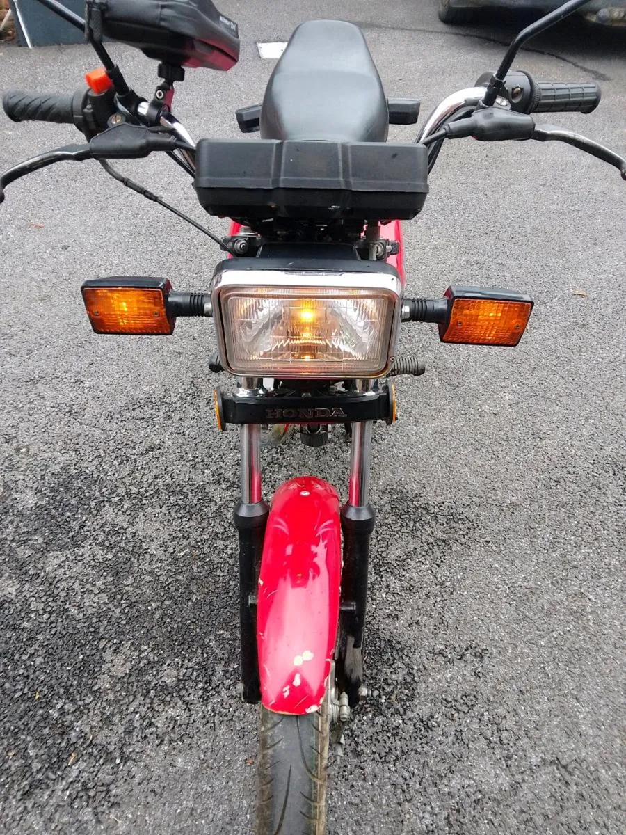 Honda 125s 1985 - Image 4