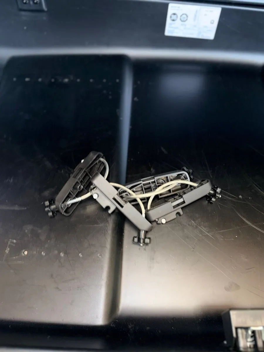 Roof box - Image 3