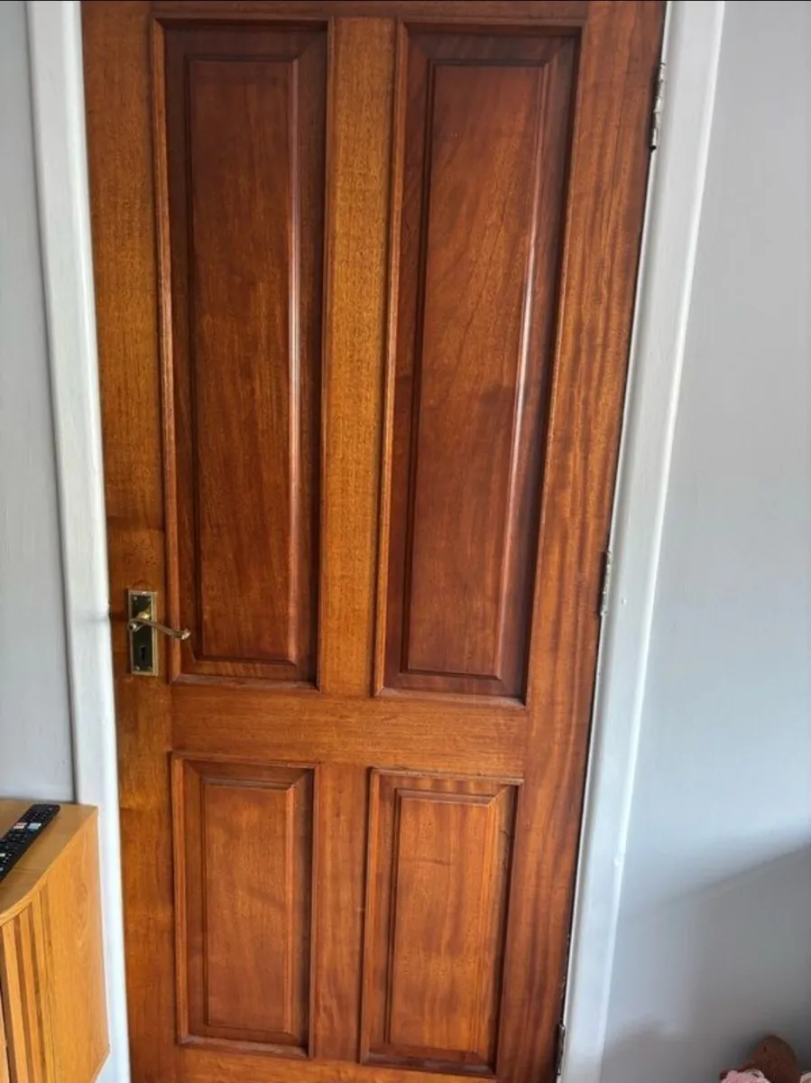 Solid mahogany doors (x2) - Image 3