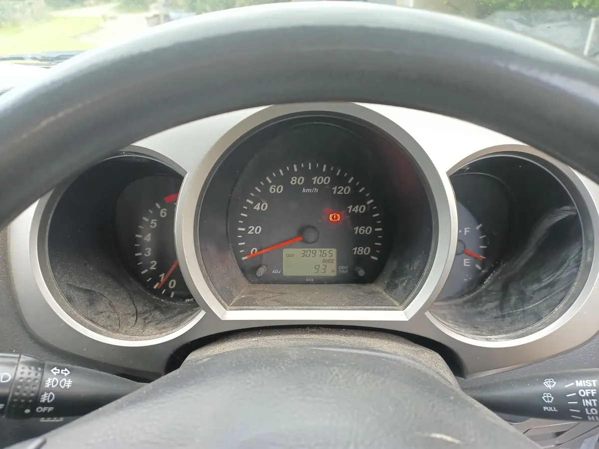 Daihatsu terios RWD - Image 4