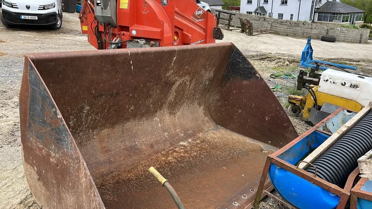 Loader Bucket - Image 1