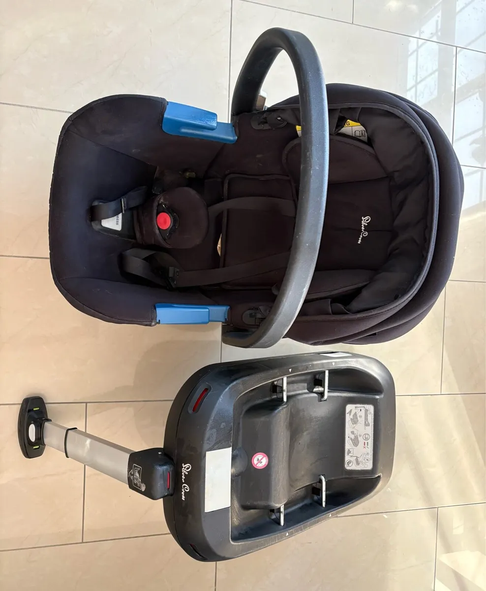 Baby Car Seat - Image 1