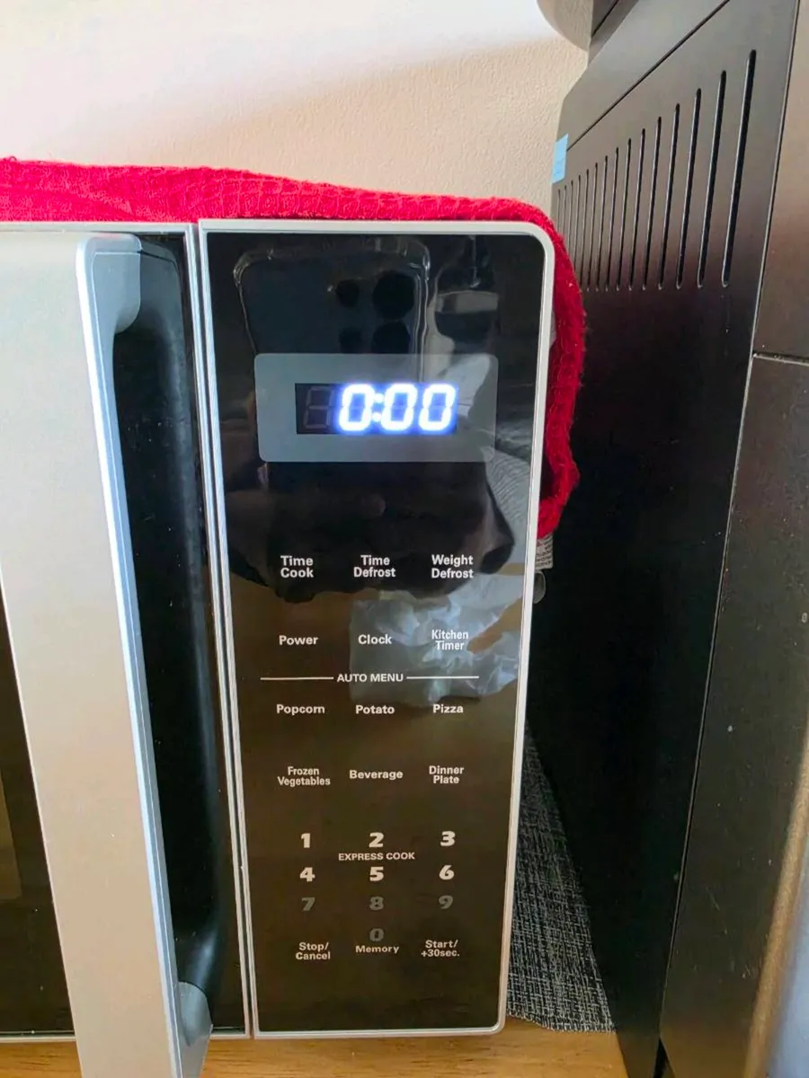 Microwave - Image 3