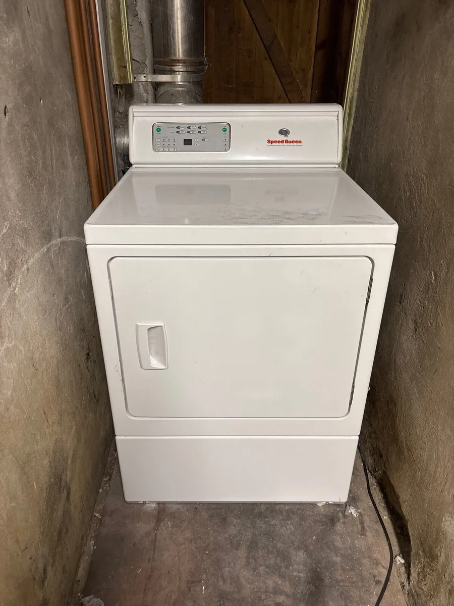 Speed Queen tumble dryer - Image 1