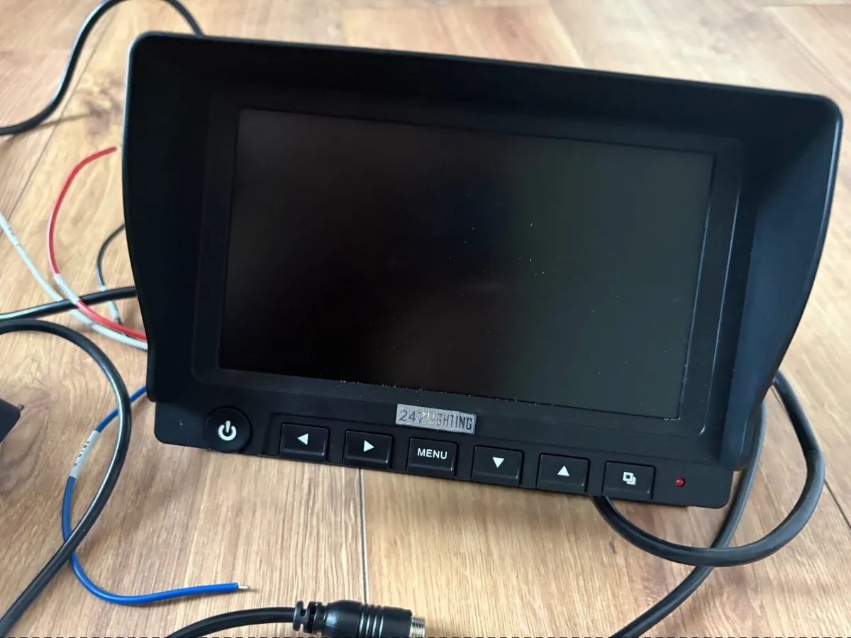 24/7 LIGHTING 7" REVERSING CAMERA KIT - Image 2