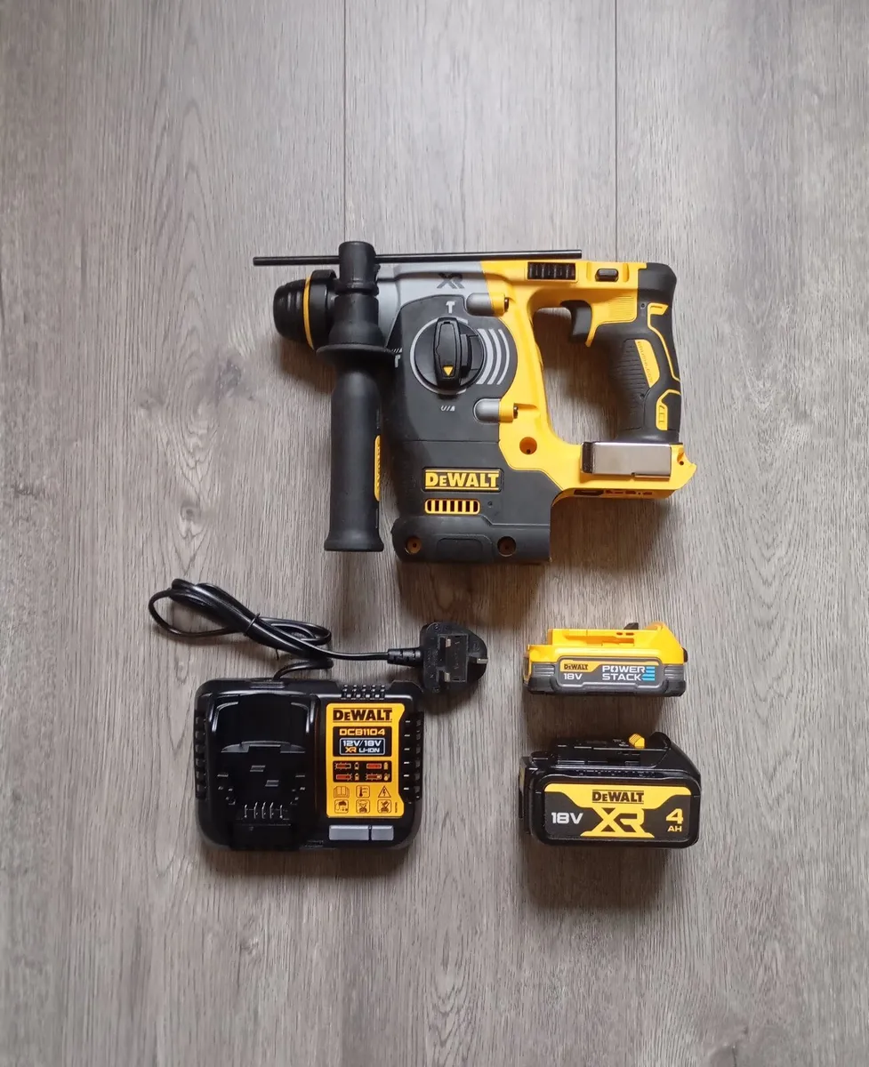 DeWalt dch273 SDS Masonry Drill (New) - Image 1
