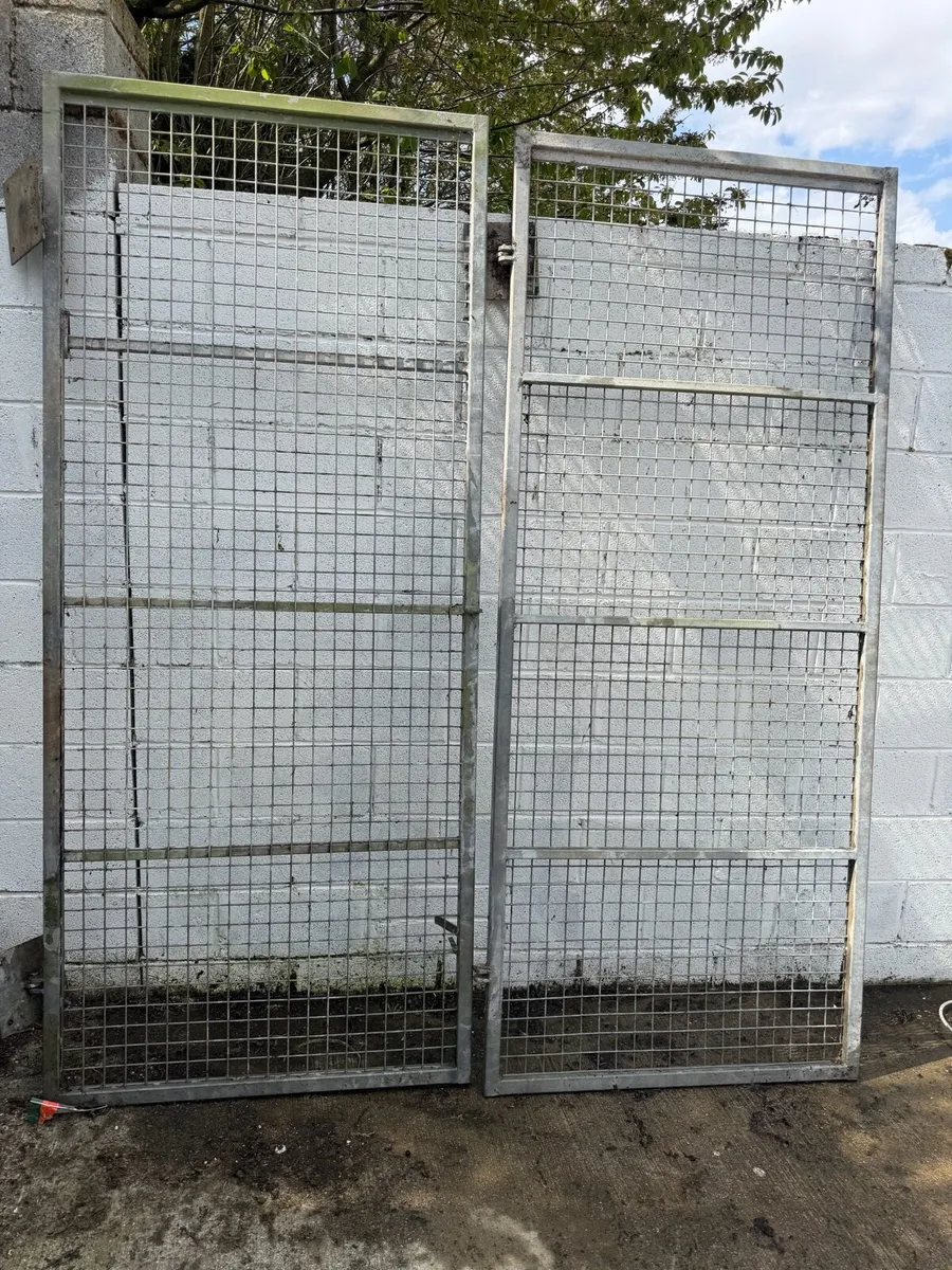 Mesh galvanised gates - Image 1