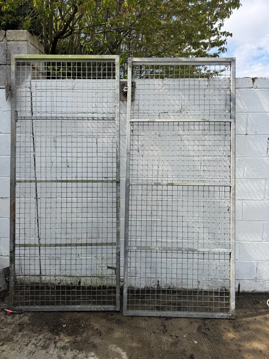 Mesh galvanised gates - Image 3