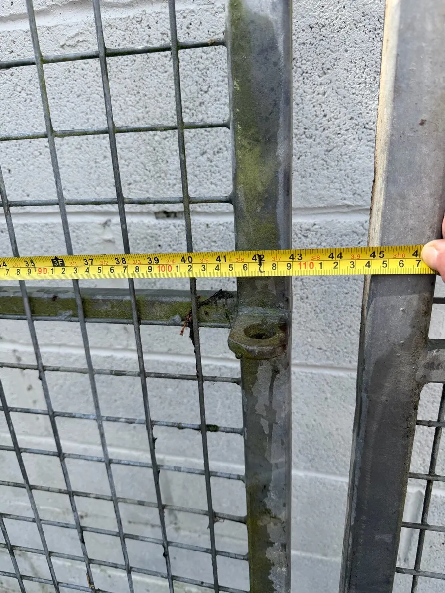 Mesh galvanised gates - Image 4