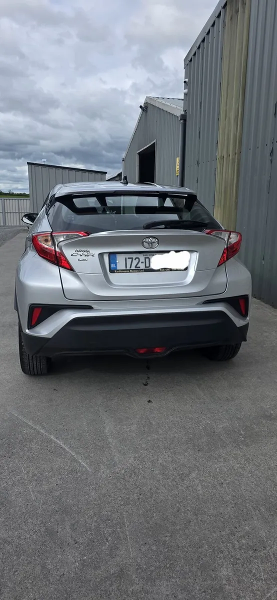172 TOYOTA CHR - Image 4