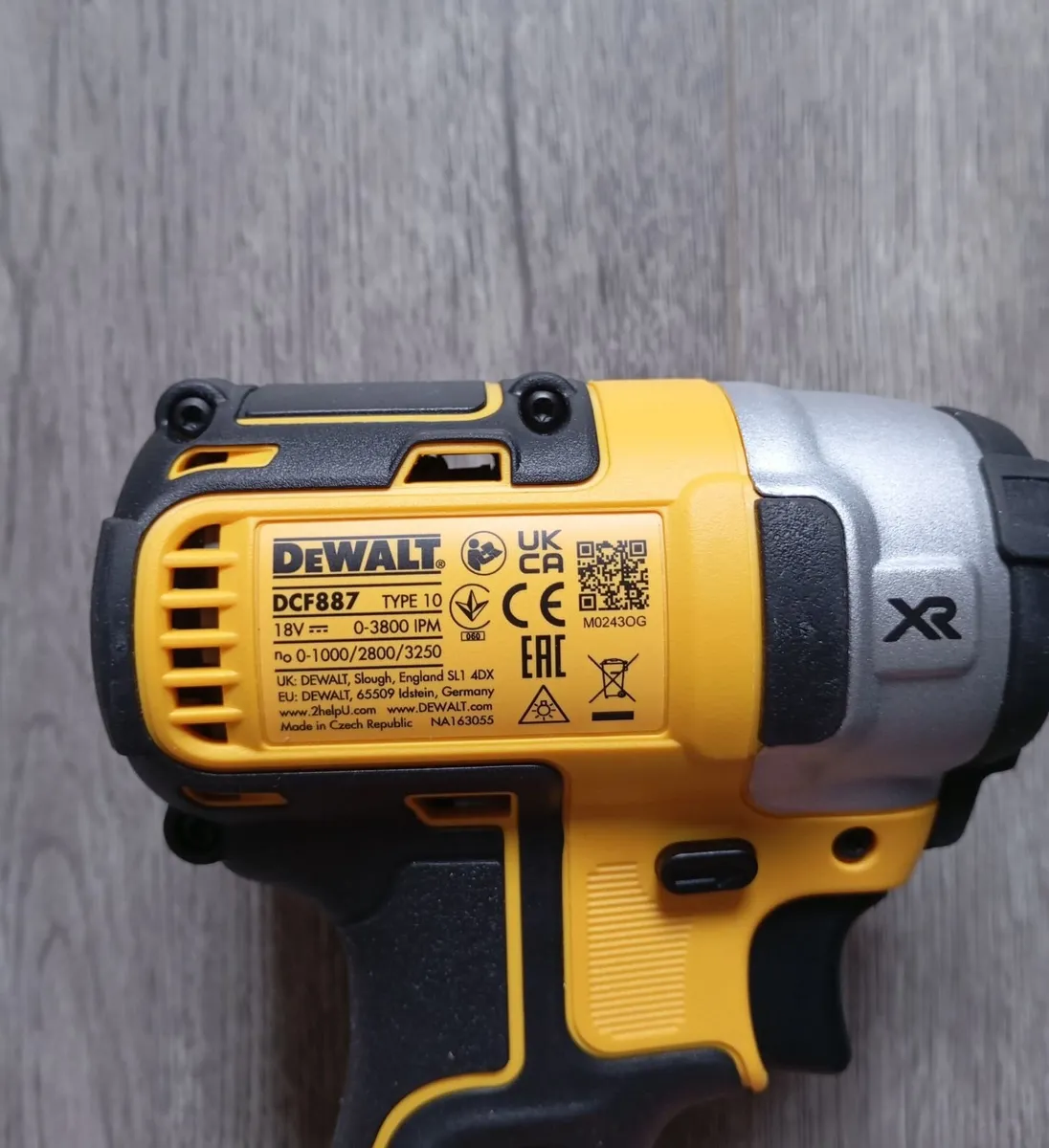 DeWalt dcf887 Impact Driver (New) - Image 4