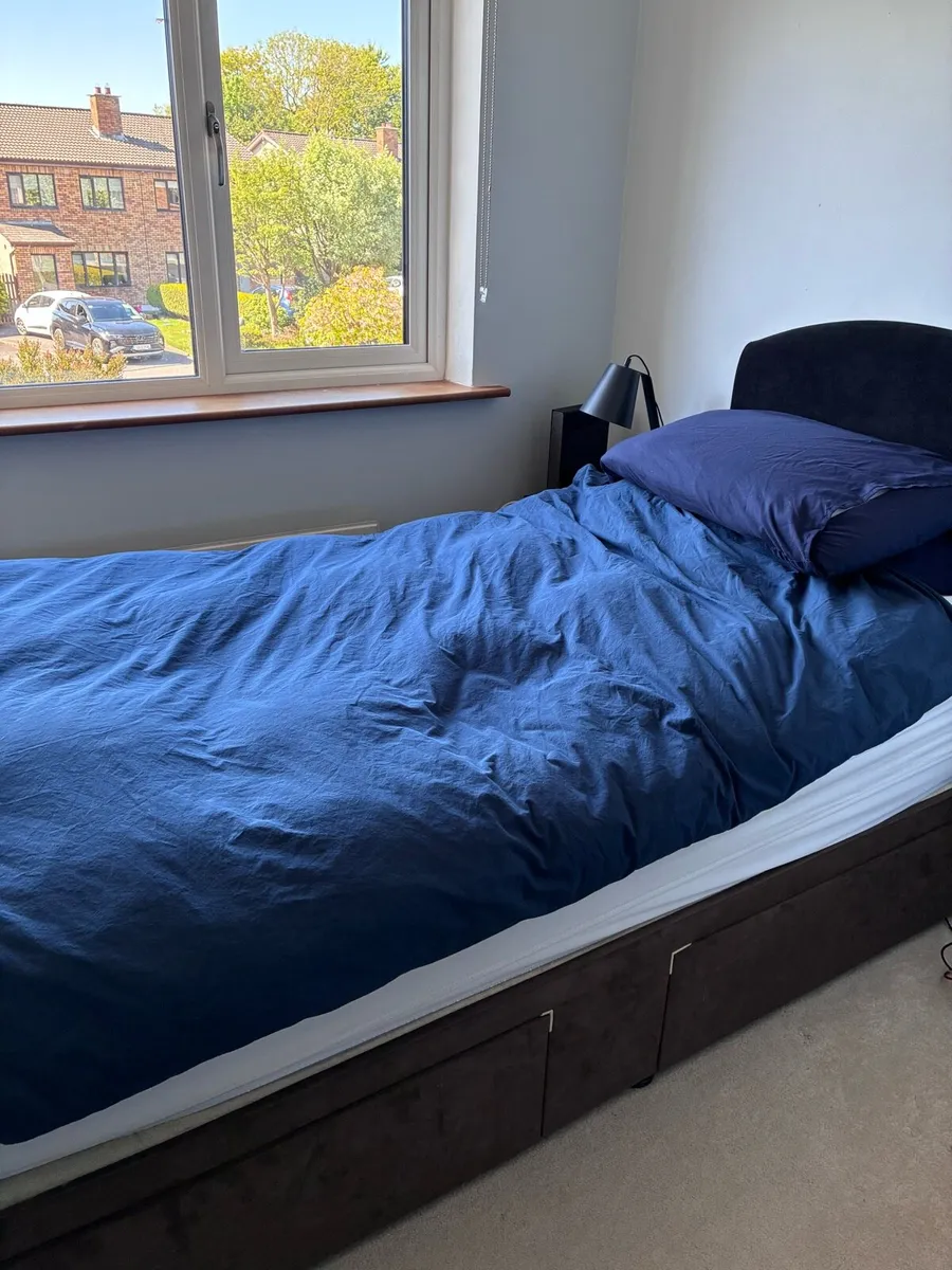 Single Bed with drawers - Image 1