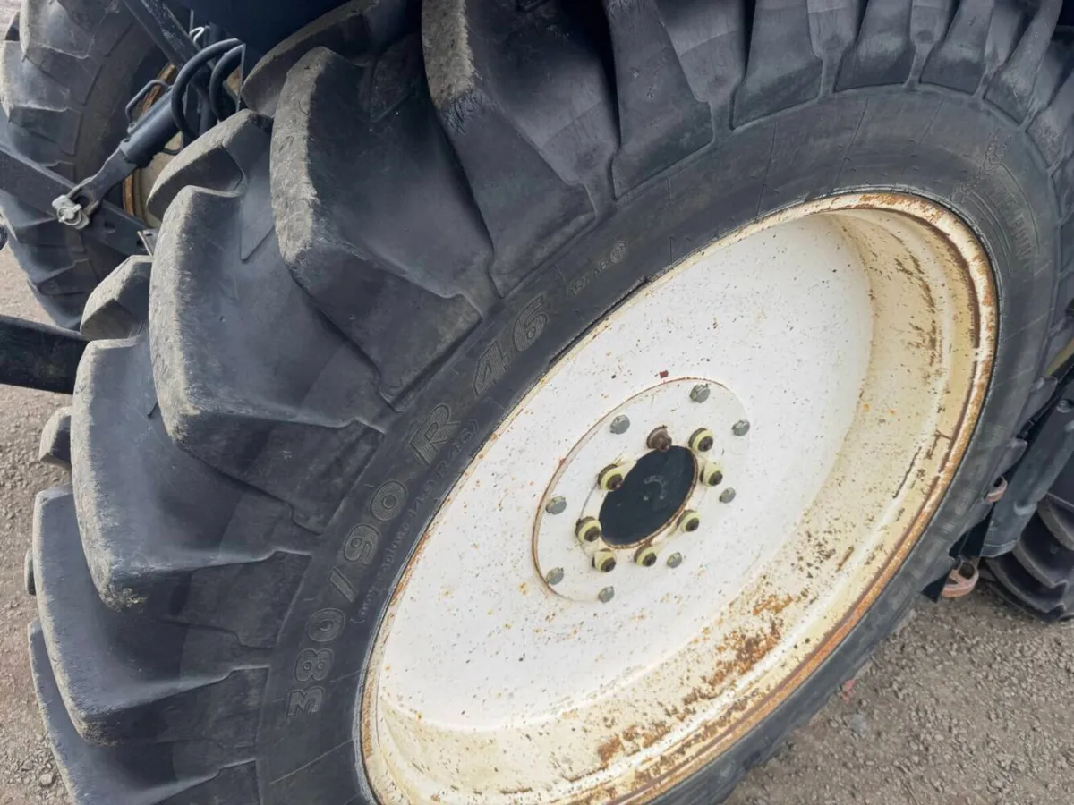 Row Crop Rims and Tyres Case New Hollan - Image 4