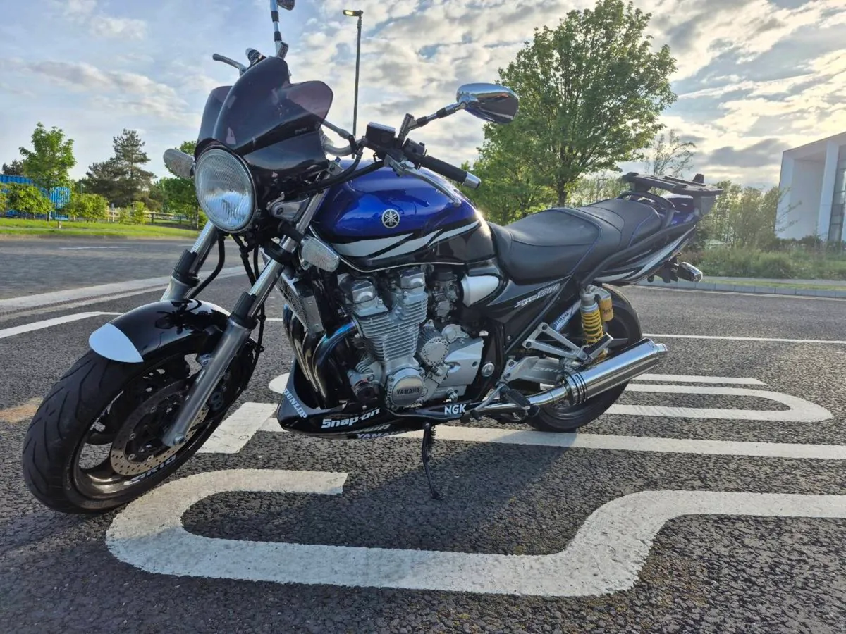 Yamaha XJR 1300 - Image 1