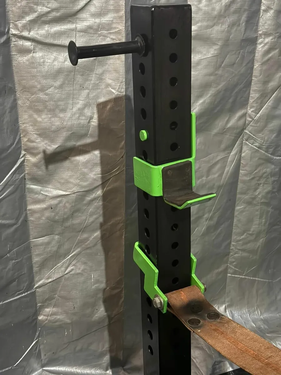 4-Post Powerlifting Bench w/ Band Pins & Safety - Image 2