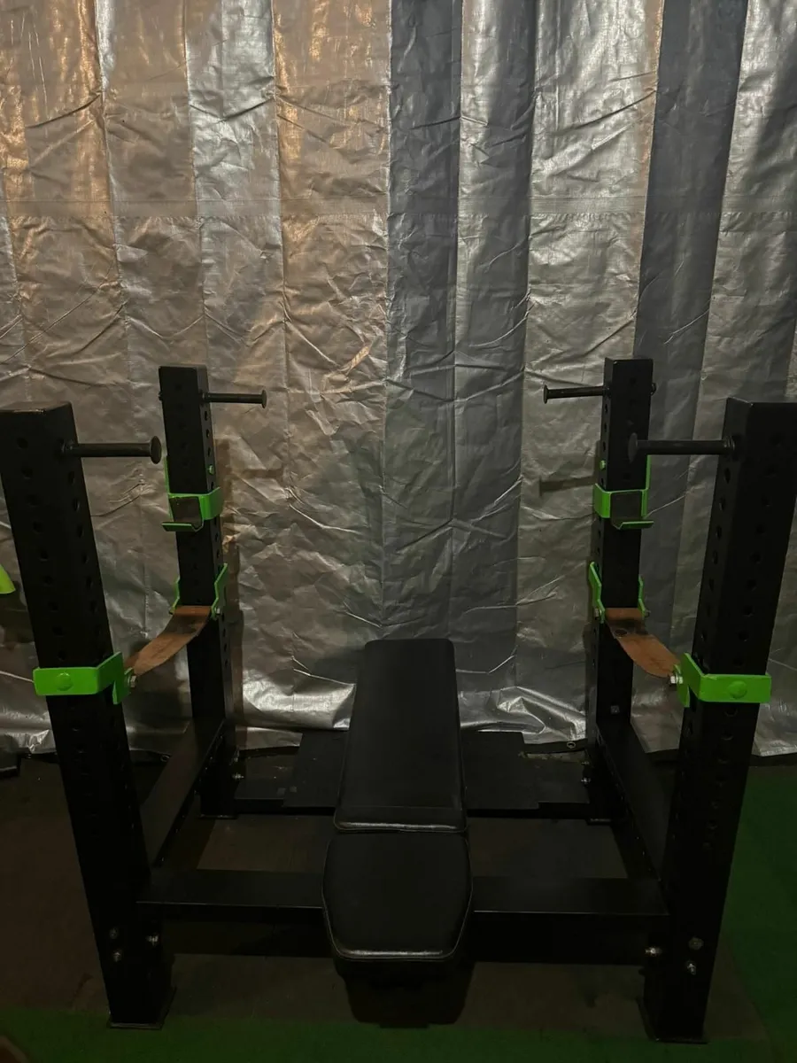 4-Post Powerlifting Bench w/ Band Pins & Safety - Image 1