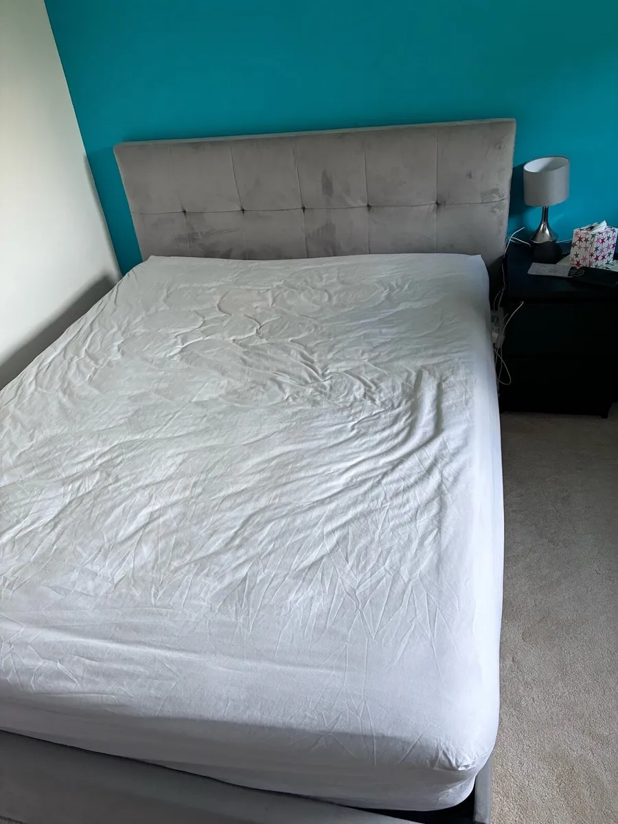 5ft bed with end drawer - Image 2