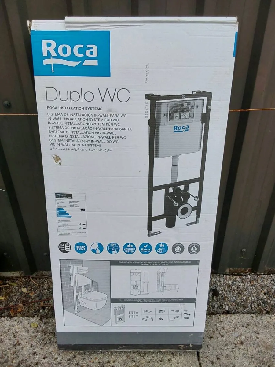 Lots of bathroom stuff for only €150 - Image 1
