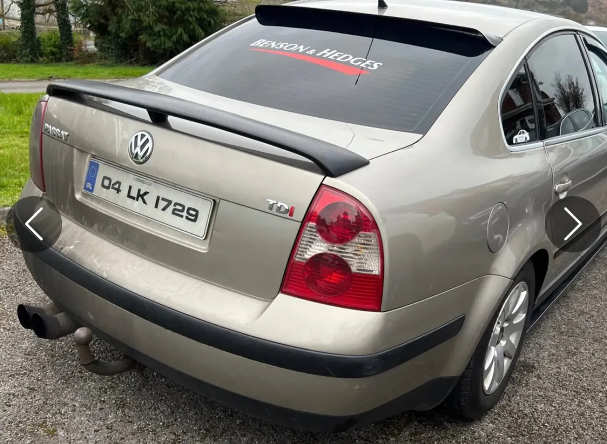 Passat 3 leg boot spoiler & roof spoilers - Image 1