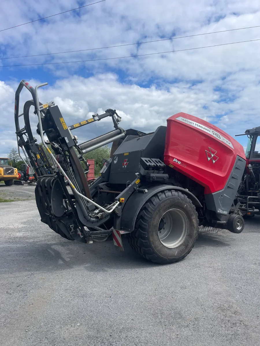 MF 3130 Combi baler - Image 3