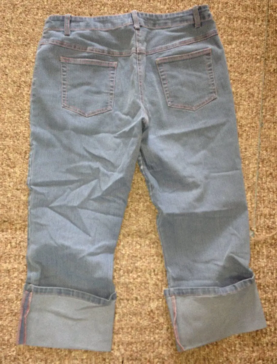 Jeans - Image 2