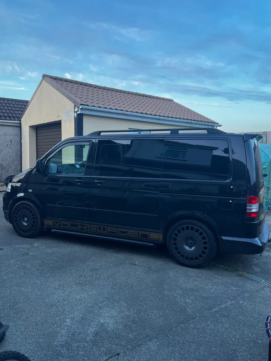 VW Caravelle Auto/Camper/7 Seater/Slidepod - Image 4