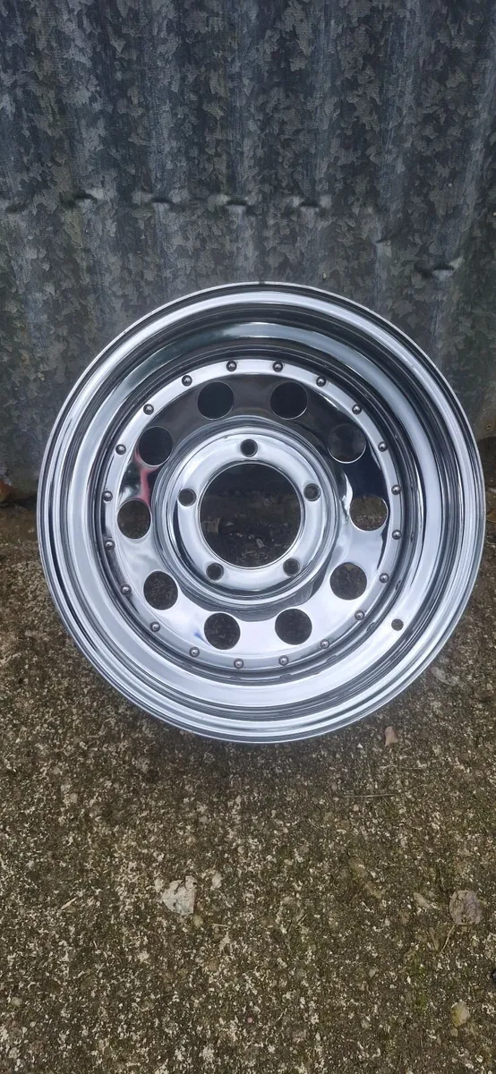 Suzuki vitara Fatboy Wideboy chrome rims - Image 4