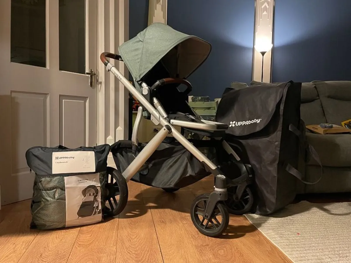 UPPAbaby Vista V2 - Full Travel System and Ganoosh - Image 1