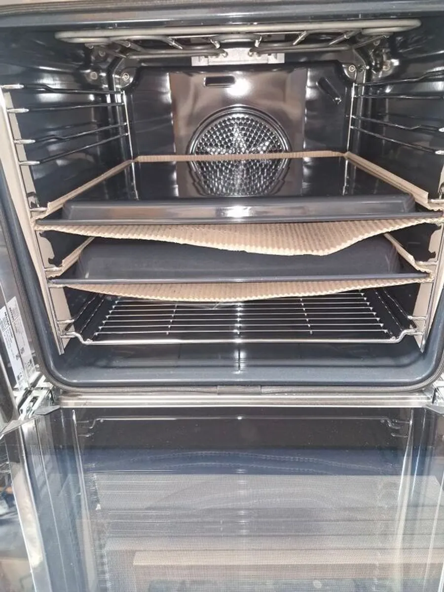 Miele Oven - Image 3