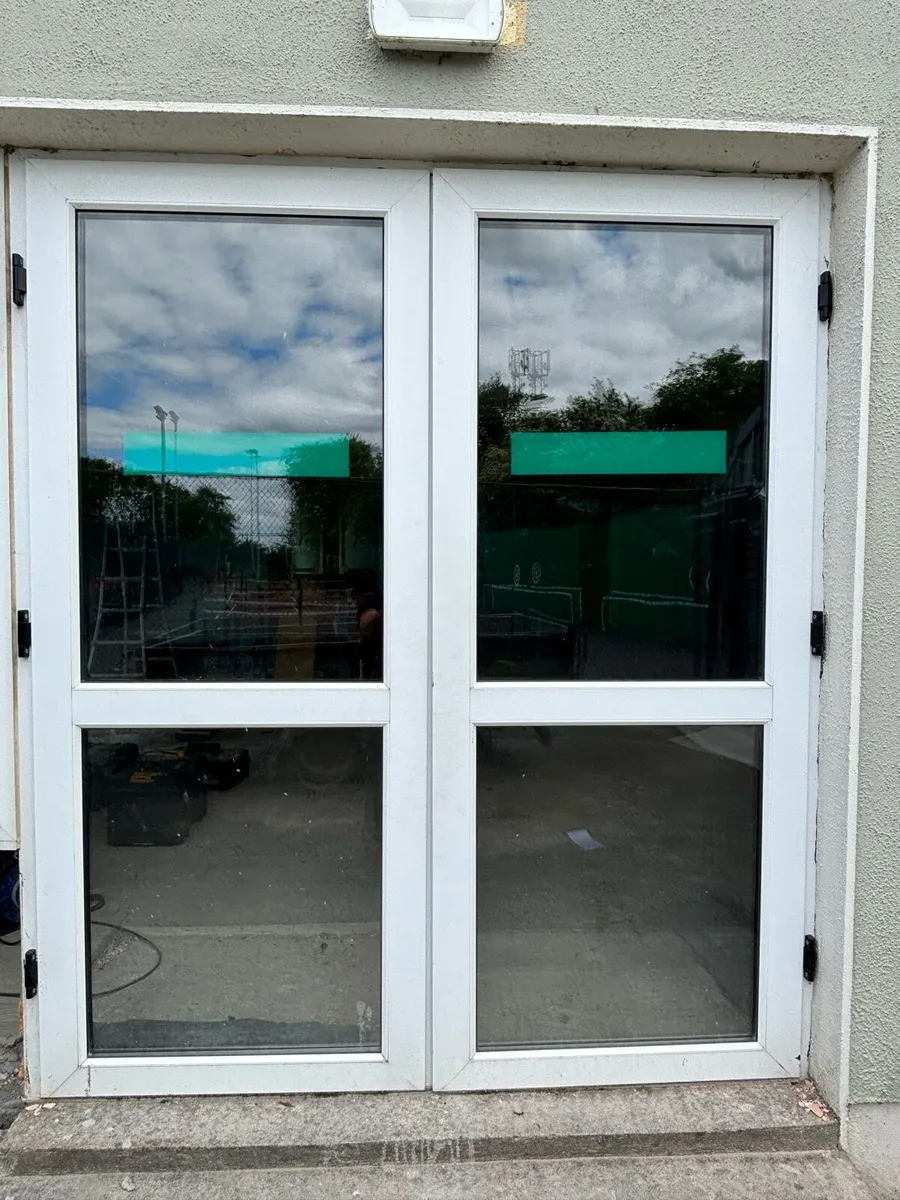 Aluminium double emergency doors - Image 1