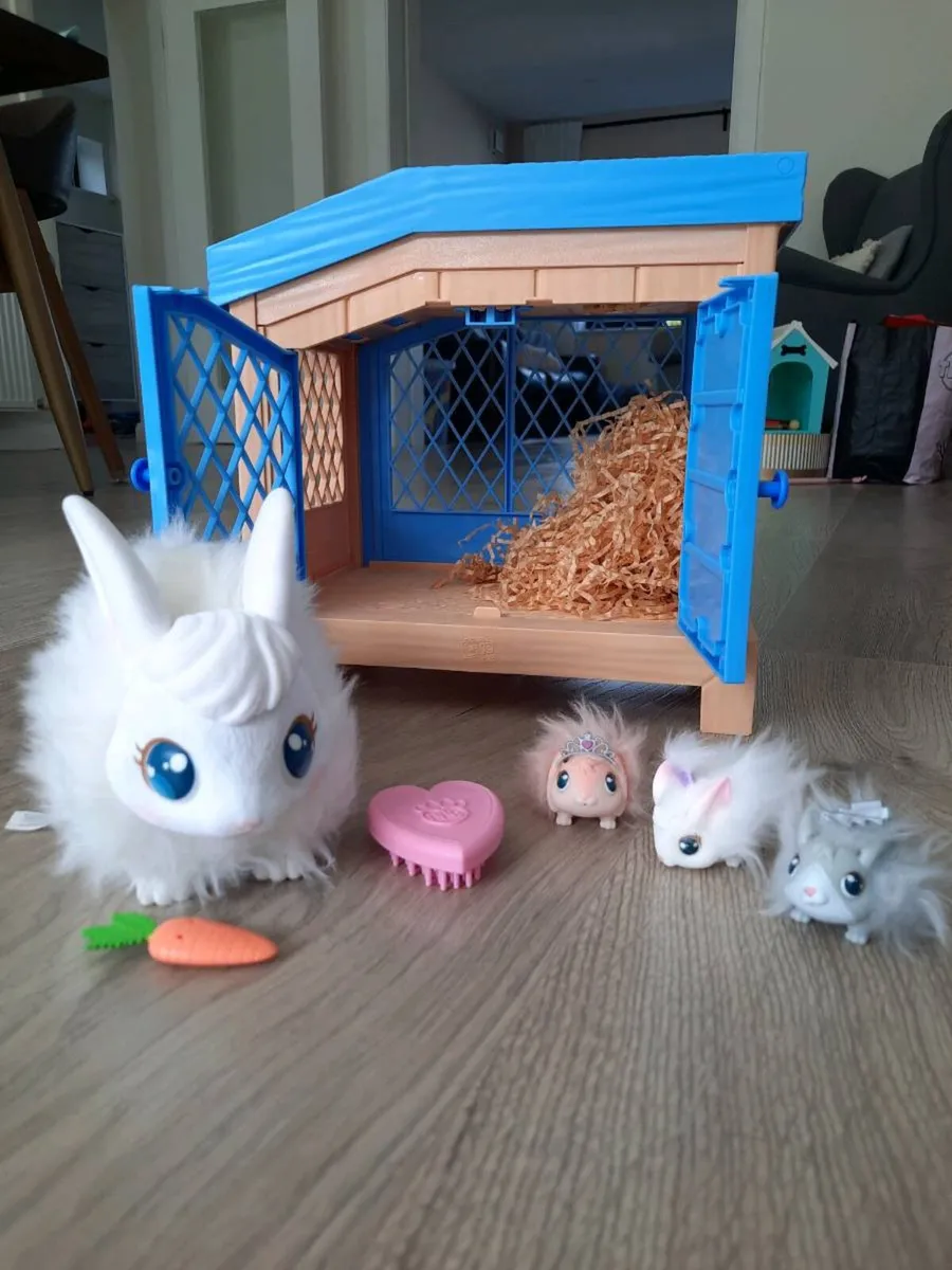 Little Live Pets - Bunnies - Image 1