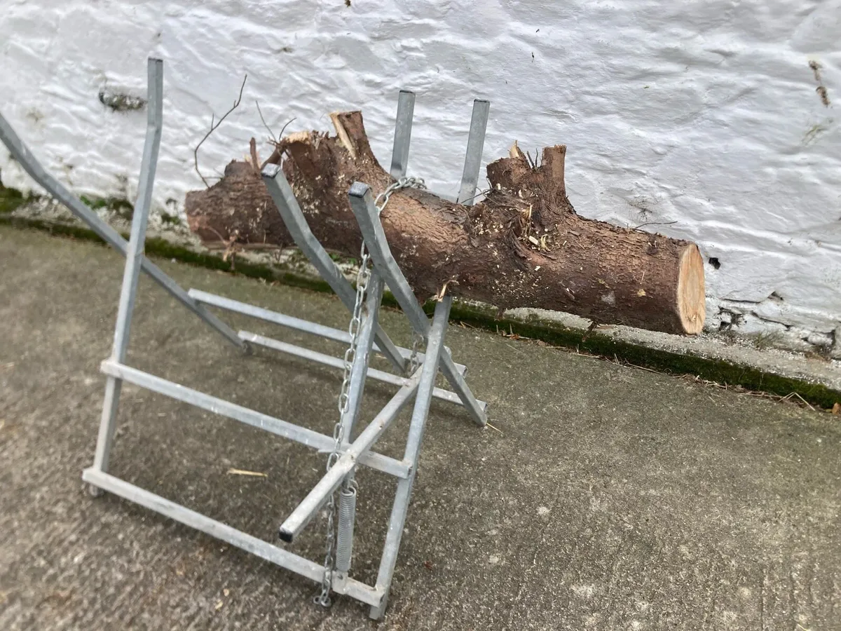 Log holder - Image 1