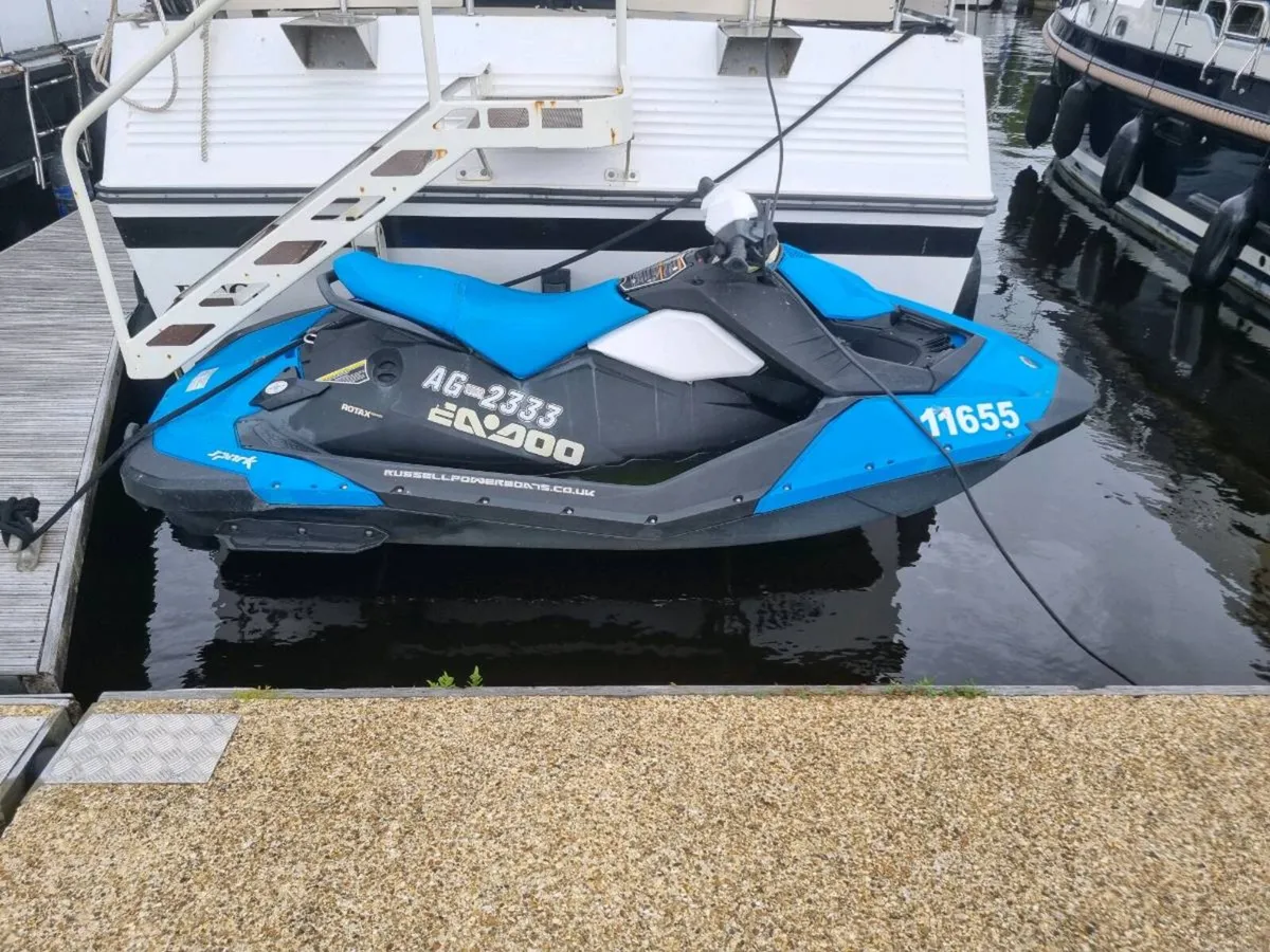 Jetski - Image 1