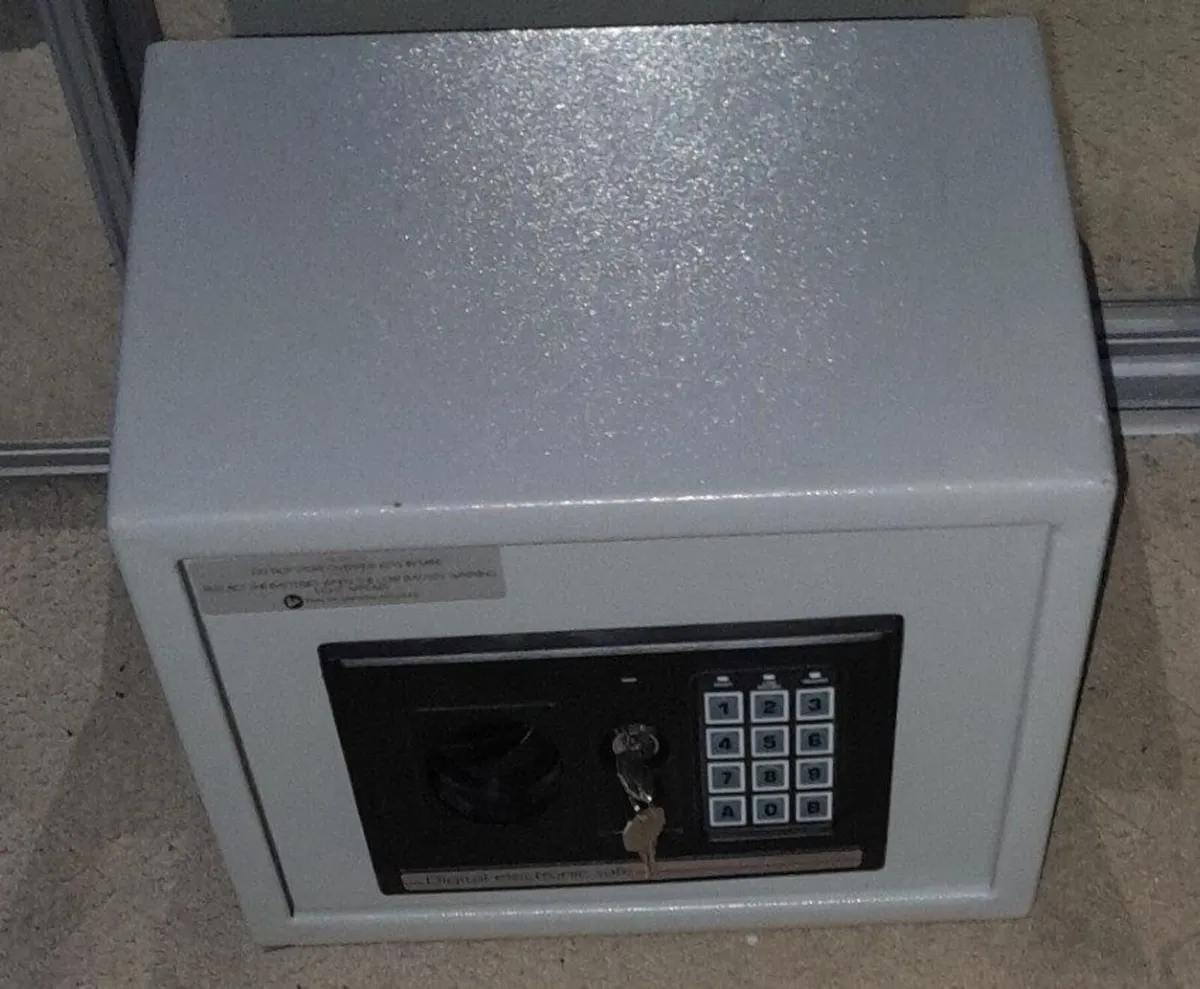 Digital Electronic Safe for sale €65 - Image 1