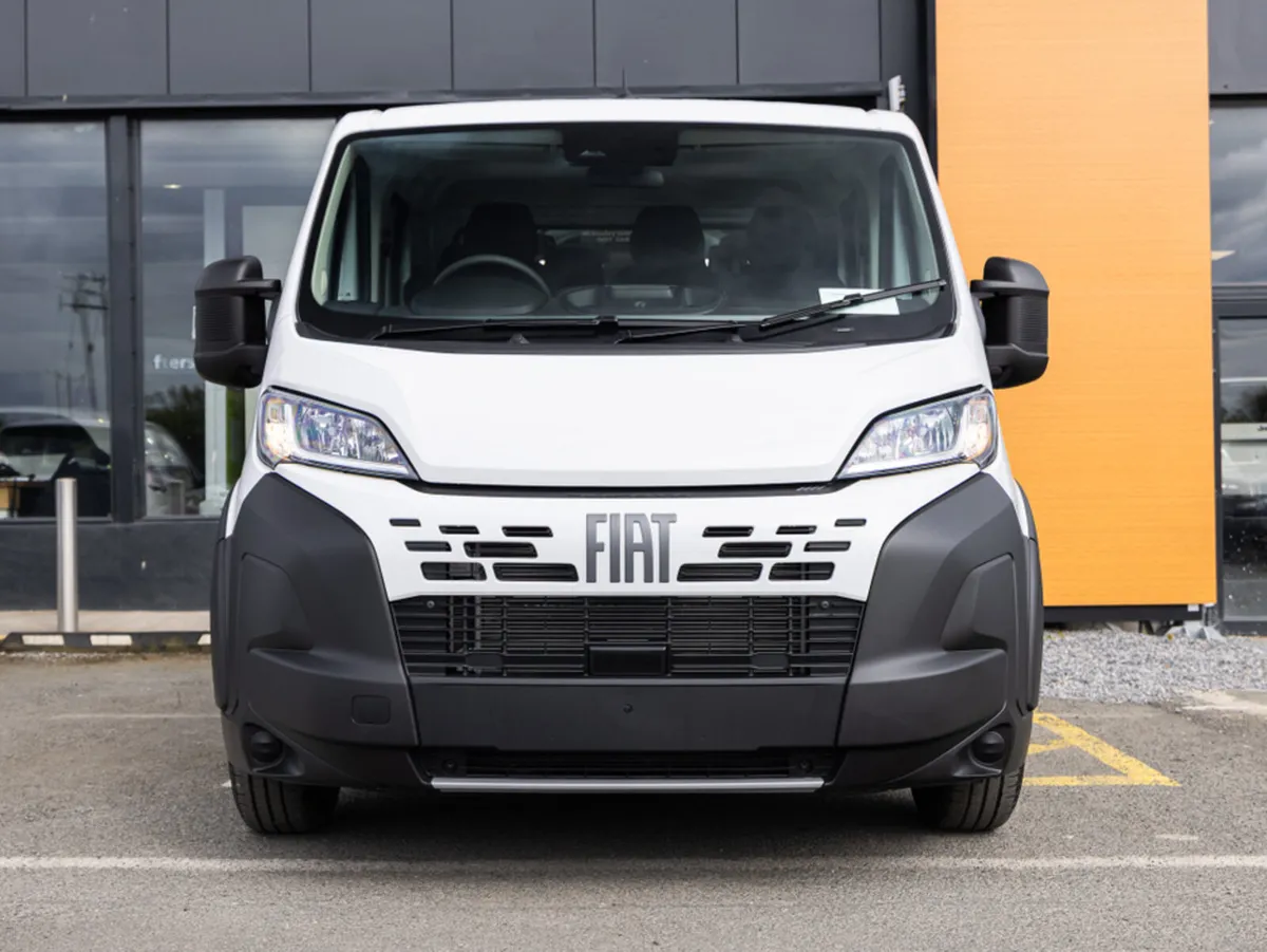 Fiat Ducato Double Cab Chassis L3 - Image 2